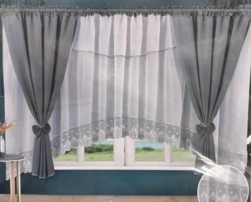  Elegáns fehér-szürke készfüggöny hímzett szegéllyel 400x150 cm