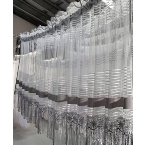    Dekoratív vitrázs függöny gyöngyös díszítéssel 300x100 cm