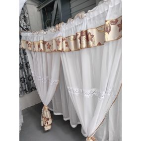   Elegáns dekorációs függöny 400x180cm virágmintás díszítéssel