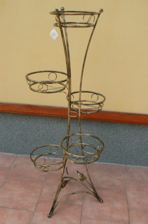 bronz színű fém virágtartó öt férőhelyes